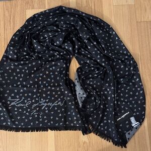 Karl Lagerfeld Black and Gray Geometric Scarf